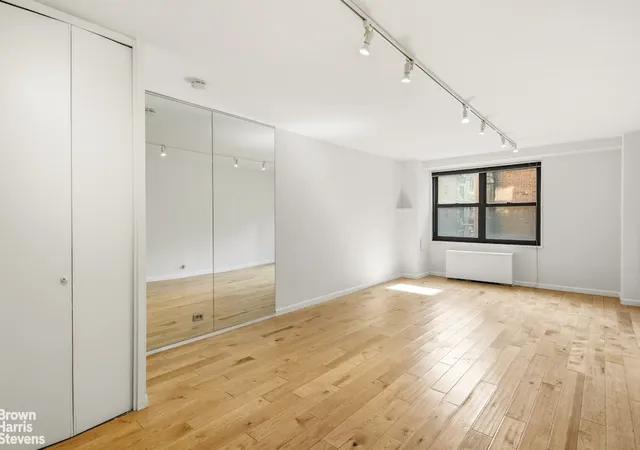 Photo 3 of Sale Pending at 305 E 40th Street #10A, New York City, NY 10017 | MLS# RLS20087204 | Listing updated on 2026-07-28