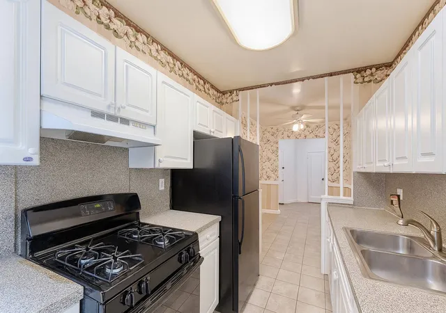 3rd image of 915 E 17Th St #116, New York City, NY 11230 | MLS# RLS20087354