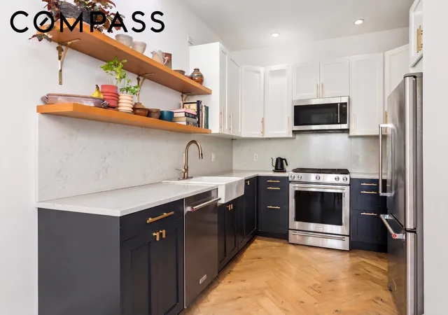 Photo 3 of Sale Pending at 409 3rd Street #4, Brooklyn, NY 11215 | MLS# RLS20087360 | Listing updated on 2026-07-21