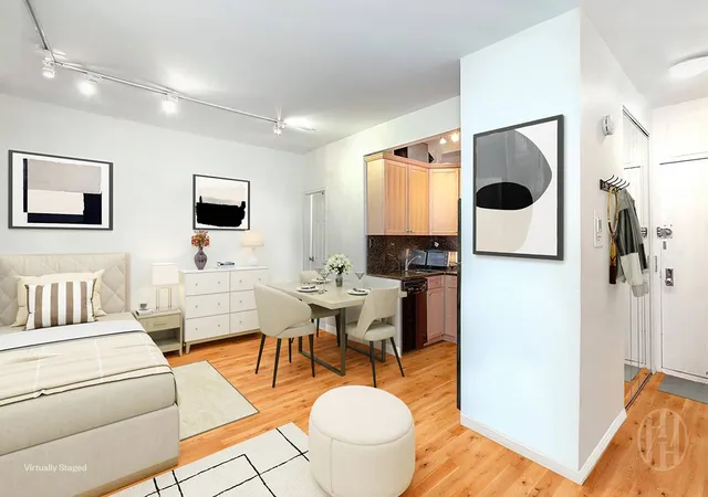 Homes for sale in New York City, NY | 160 E 91St St #6G, New York City, NY 10128 | MLS# RLS20087368
