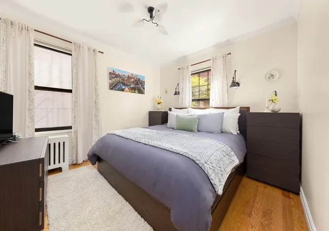 Listing Photo 4 - Condo for sale in building located at 87 Barrow St, New York City, NY 10014 - Unit #2G