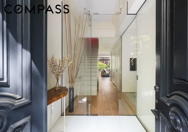 Photo 2 of Single family home for sale at 67 Charles St, New York, NY 10014 | MLS# RLS20087511 | Listing updated on 2026-06-11
