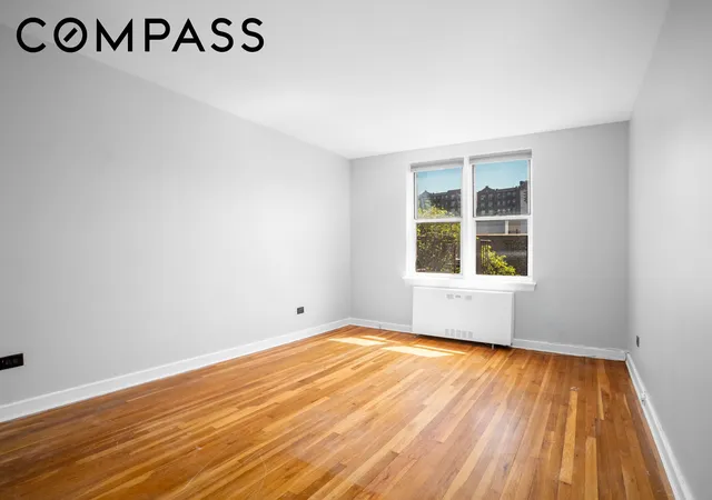 Homes for sale in New York City, NY | 143 Bennett Ave, New York City, NY 10040