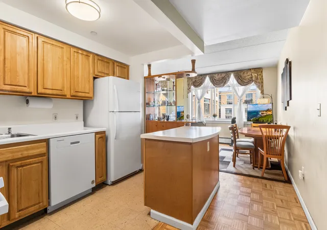 5th image of 102 Bradhurst Ave, New York, NY 10039