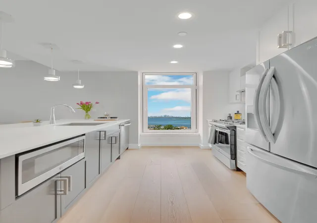 5th image of 133 Beach 116Th St #2G, Rockaway Park, NY 11694 | MLS# RLS20087643
