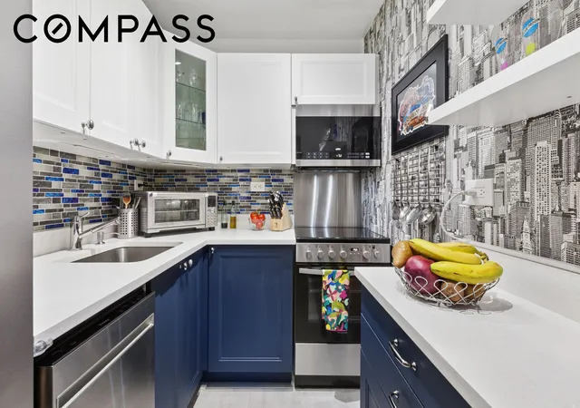 3rd image of 70-25 Yellowstone Blvd #5Z, Forest Hills, NY 11375 | MLS# RLS20087737