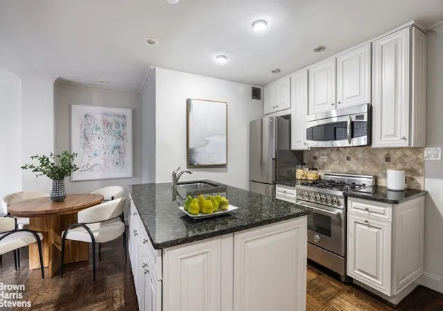 Homes for sale in New York City, NY | 209 E 56Th St #8D, New York City, NY 10022 | MLS# RLS20087745