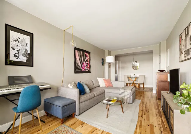 Photo 2 of Sale Pending at 370 Ocean Pkwy #6H, Brooklyn, NY 11218 | MLS# RLS20087763 | Listing updated on 2026-05-28