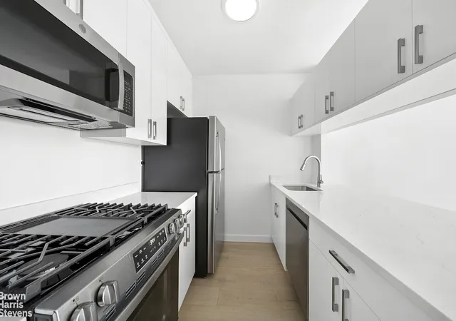 Photo 2 of Sale Pending at 500 W 43rd Street #11J, New York, NY 10036 | MLS# RLS20087831 | Listing updated on 2026-07-01
