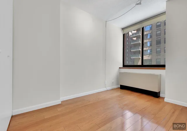 Photo 2 of House for sale at 250 E 40th Street #4D, New York, NY 10016 | MLS# RLS20087868 | Listing updated on 2026-07-19