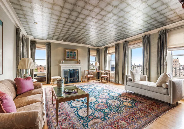 Listing Photo 1 - Condo for sale in building located at 784 Park Ave, New York City, NY 10021 - Unit #20C