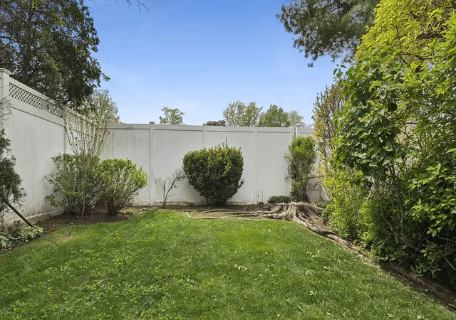 15th image of 64 22 136th St, Flushing, NY 11367 | MLS# RLS20087902