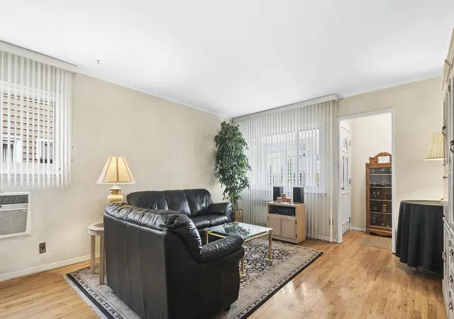 4th image of 64-22 136Th St, Flushing, NY 11367 | MLS# RLS20087902