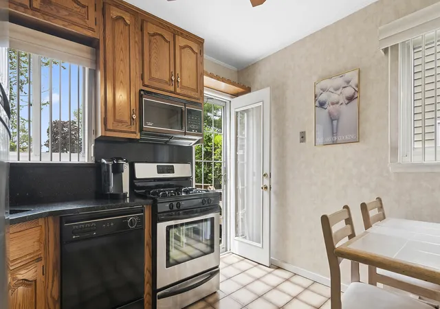5th image of 64-22 136Th St, Flushing, NY 11367 | MLS# RLS20087902