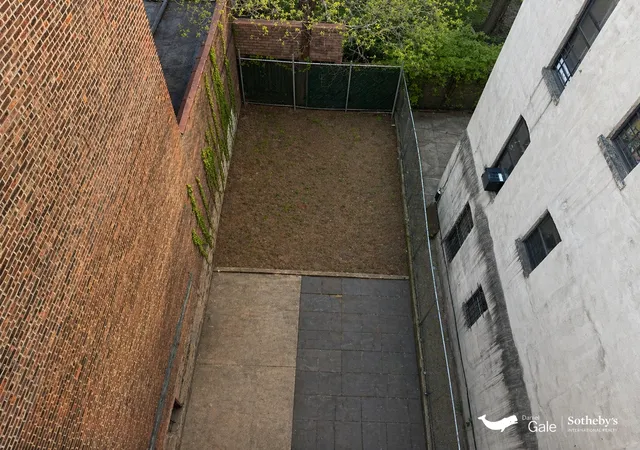 3rd image of 241 E 123Rd St, New York City, NY 10035