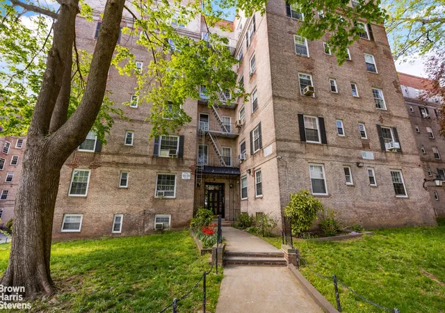 21st image of 55 01 31st Ave #5G, Woodside, NY 11377 | MLS# RLS20087974