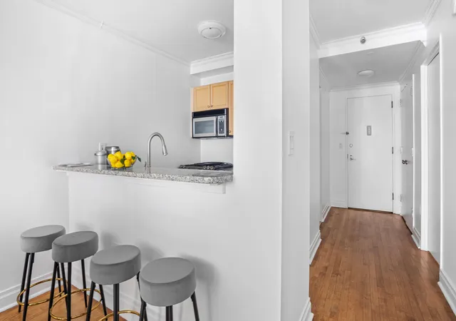3rd image of 1760 2Nd Ave #2C, New York, NY 10128 | MLS# RLS20088059
