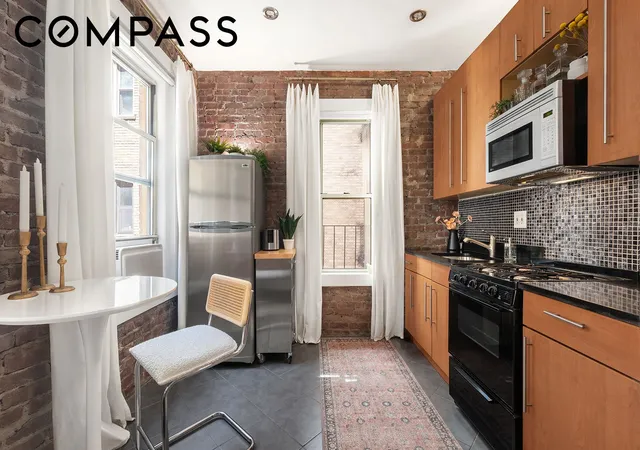 Photo 3 of Sale Pending at 19 Grace Ct #3C, Brooklyn, NY 11201 | MLS# RLS20087257 | Listing updated on 2026-07-09