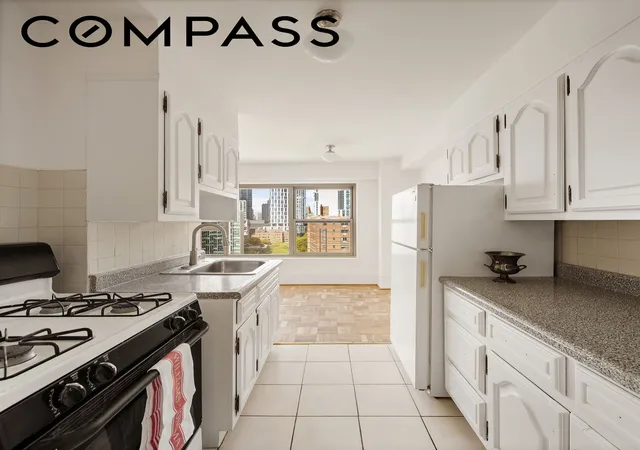 2nd image of 135 Ashland Pl #16C, Brooklyn, NY 11201 | MLS# RLS20088223