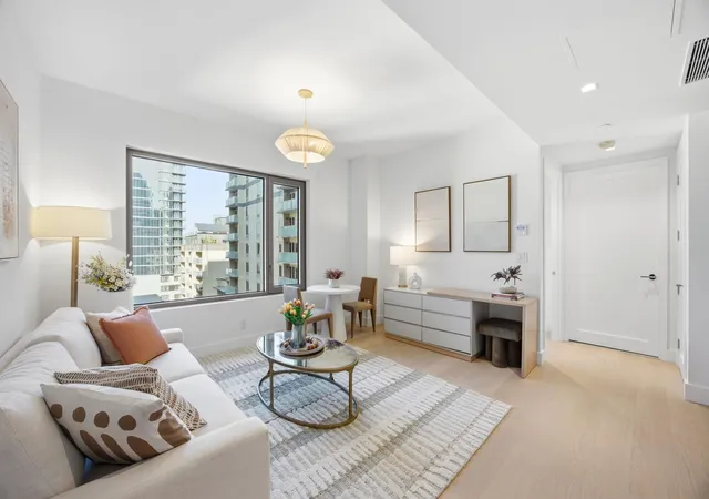 1st image of 24-01 Queens Plz N #1601, New York City, NY 11101 | MLS# RLS20088259