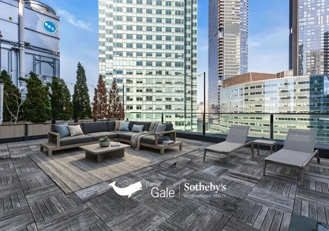 Photo 3 of House for sale at 5 Court Sq #11A, Long Island City, NY 11101 | MLS# RLS20088274 | Listing updated on 2026-06-06