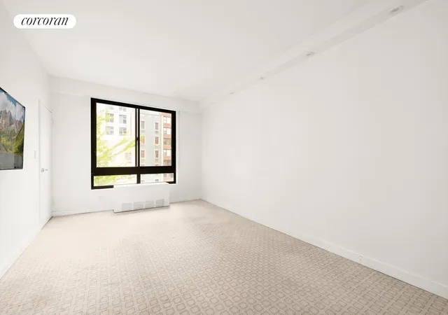 Photo 3 of House for sale at 167 E 61st Street #5B, New York, NY 10065 | MLS# RLS20088294 | Listing updated on 2026-05-17