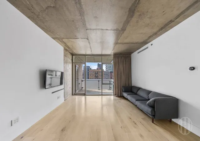 5th image of 115 Norfolk St, New York City, NY 10002