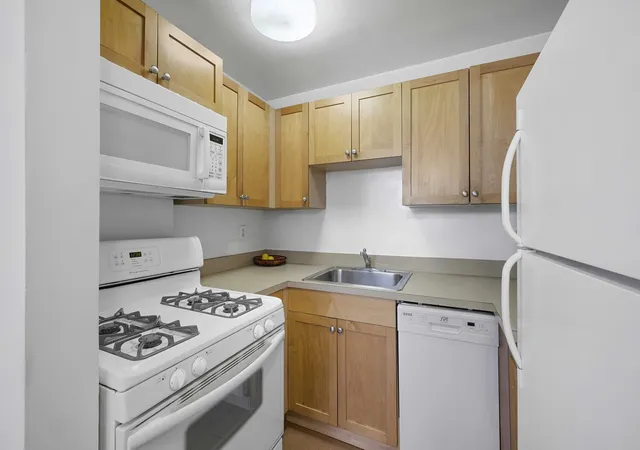 Photo 3 of House for sale at 231 W 148th Street #4I, New York City, NY 10039 | MLS# RLS20088373 | Listing updated on 2026-09-01