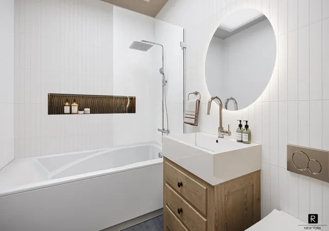 3rd image of 31-85 Crescent St, New York, NY 11106