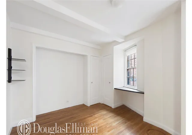 Listing Photo 4 - Condo for sale in building located at 304 E 41St St, New York, NY 10017 - Unit #1306A