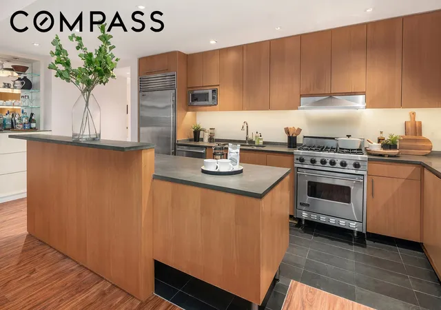 Photo 3 of Townhouse for sale at 255 Hudson St #TH1, New York, NY 10013 | MLS# RLS20088454 | Listing updated on 2026-07-08