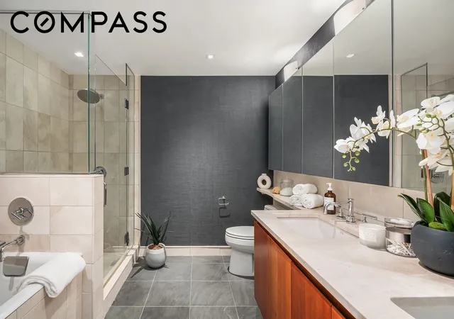 Photo 4 of House for sale at 255 Hudson St #TH1, New York, NY 10013 | MLS# RLS20088454 | Listing updated on 2026-07-08