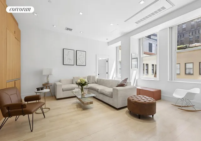 Photo 1 of House for sale at 55 Wall St #PH905, New York, NY 10005 | MLS# RLS20088652 | Listing updated on 2026-06-16