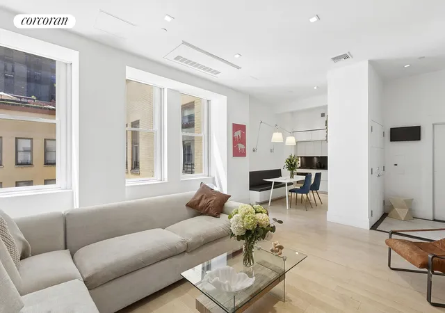 Photo 3 of House for sale at 55 Wall St #PH905, New York, NY 10005 | MLS# RLS20088652 | Listing updated on 2026-06-16