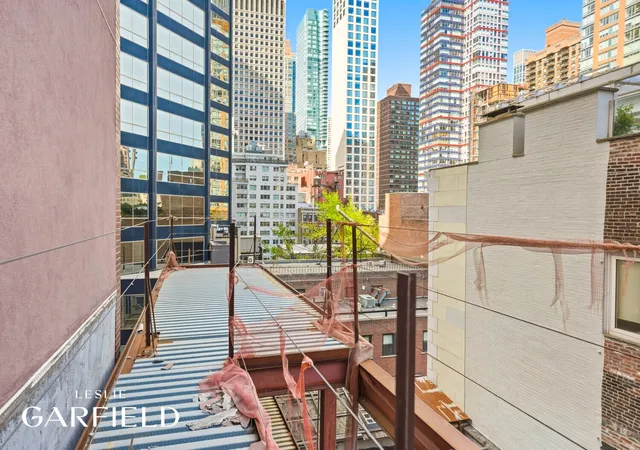 Photo 1 of Single family home for sale at 210 E 52nd Street, New York, NY 10022 | MLS# RLS20088680 | Listing updated on 2026-07-09