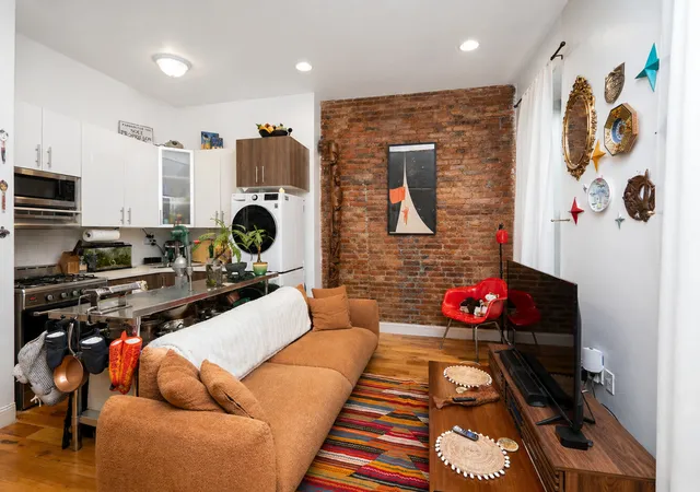 Photo 3 of Townhouse for sale at 877 Lafayette Ave, Brooklyn, NY 11221 | MLS# RLS20088681 | Listing updated on 2026-05-04
