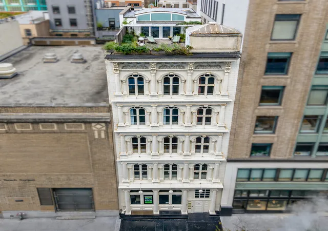 Single family home for sale at 75 Murray St, New York, NY 10007 | MLS# RLS20088697