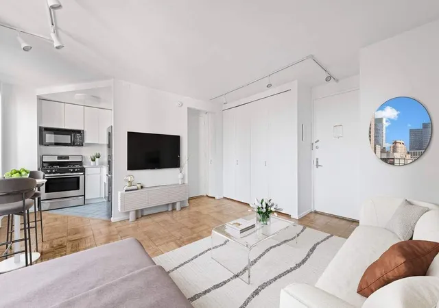3rd image of 236 E 47Th St #33D, New York City, NY 10017 | MLS# RLS20088717