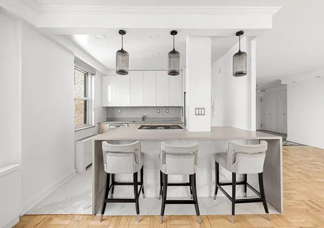 3rd image of 300 E 40Th St #32/K, New York, NY 10016 | MLS# RLS20088810