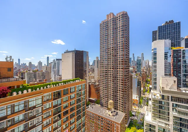 5th image of 300 E 40Th St #32/K, New York, NY 10016 | MLS# RLS20088810