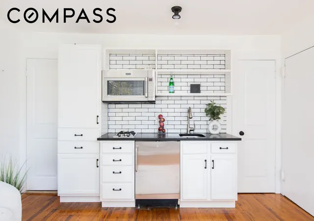 Photo 3 of Sale Pending at 130 Henry St #3F, Brooklyn, NY 11201 | MLS# RLS20085550 | Listing updated on 2026-07-10