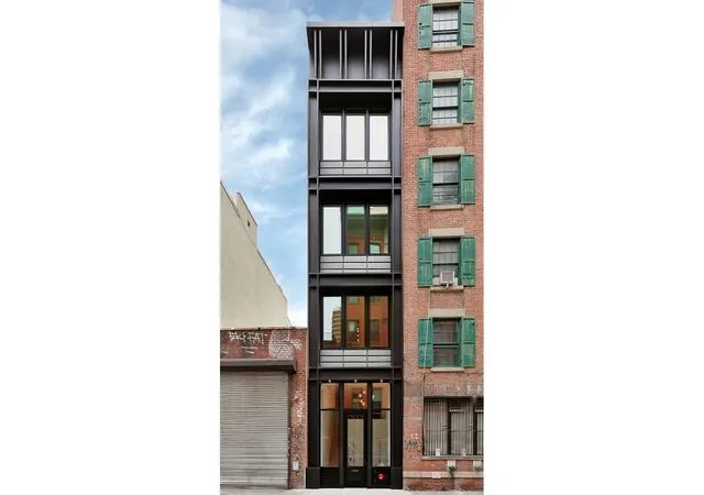 Photo 1 of Single family home for sale at 267 1/2 Water St, New York, NY 10038 | MLS# RLS20088832 | Listing updated on 2026-06-07