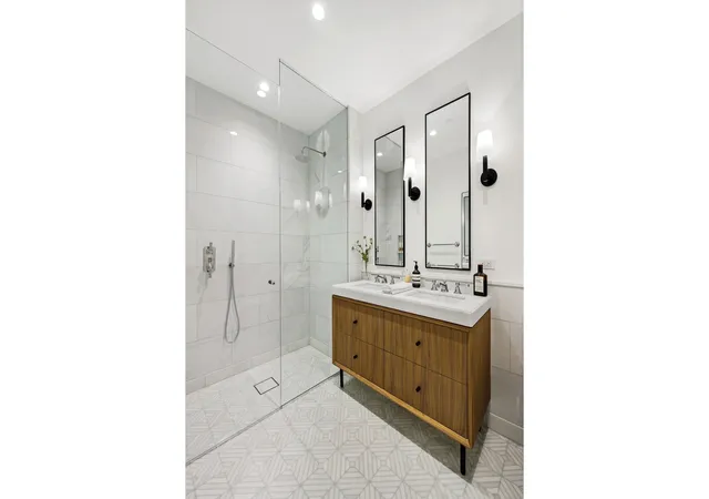 Homes for sale in New York City, NY | 300 W 122Nd St, New York City, NY 10027