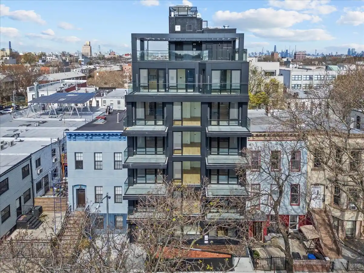 Listing Photo 18 - Condo for sale in 107 Schaefer St located at 107 Schaefer St, New York City, NY 11207 - Unit #2B