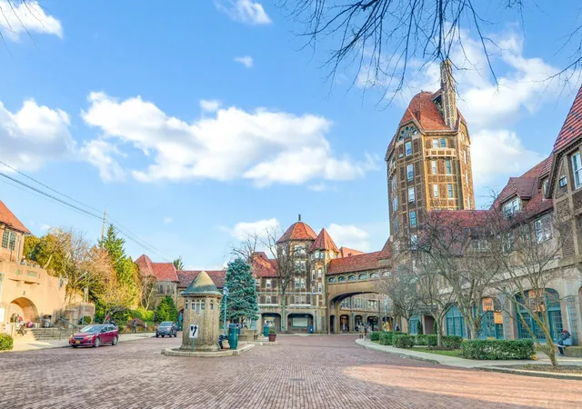2nd image of Forest Hills Inn Apartments, Forest Hills, NY 11375