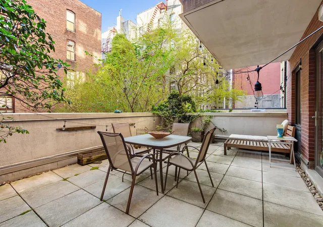 Homes for sale in New York City, NY | 353 E 104th Street, New York City, NY 10029 | Houzeo