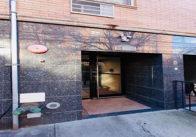 10th image of 53 10 90th St #4-A, Elmhurst, NY 11373 | MLS# RLS20089028