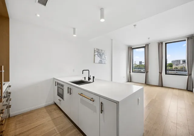 Photo 3 of Condo for sale at 22 18 Jackson Ave #409, Long Island City, NY 11101 | MLS# RLS20089030 | Listing updated on 2026-09-01