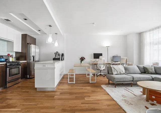 4th image of 2-17 51St Ave, New York, NY 11101