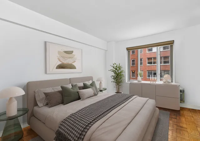Listing Photo 4 - Condo for sale in building located at 605 E 82Nd St, New York City, NY 10028 - Unit #4G